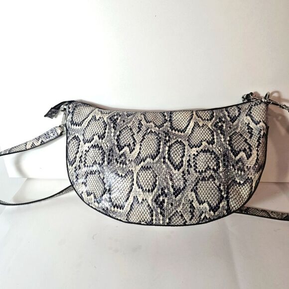 J Jill Leather Crescent Snakeskin Embossed Pattern  Shoulder Bag 12x3.5x4 - Picture 4 of 10